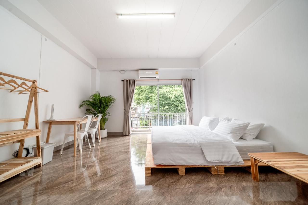 Socialer Coliving & Coworking Space Chiang Mai Esterno foto