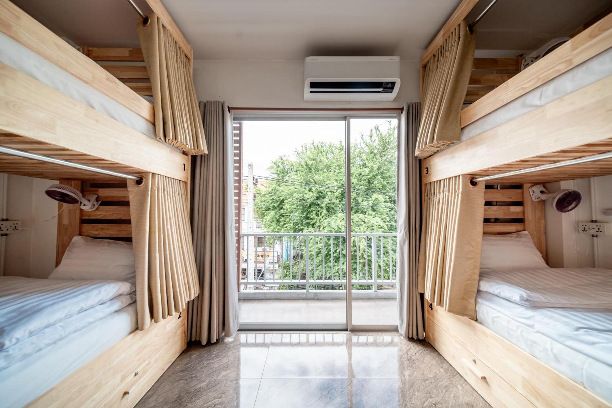Socialer Coliving & Coworking Space Chiang Mai Esterno foto